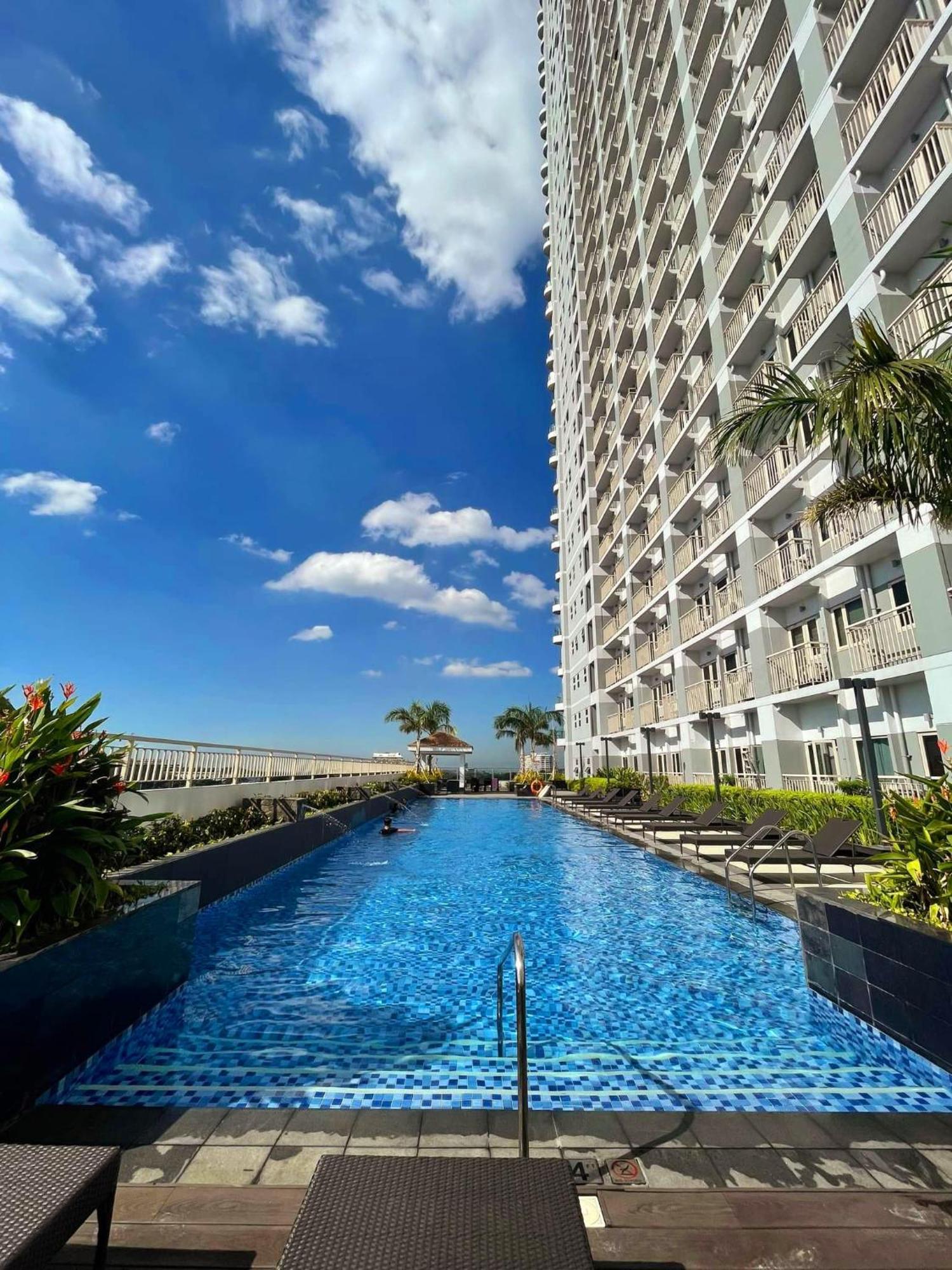 Cozy Penthouse 2Br Suite W Balcony - Amazing Manila Bay View And City Skyline Near Moa 帕赛 外观 照片